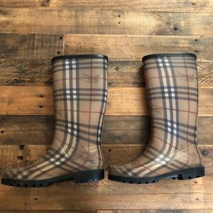 BURBERRY RAINBOOTS